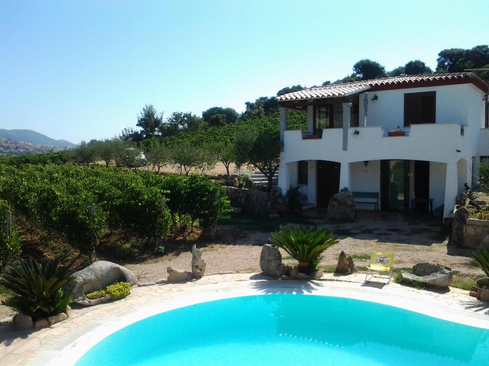 Agriturismo B&B Domo De Resteblas Berchidda Dış mekan fotoğraf