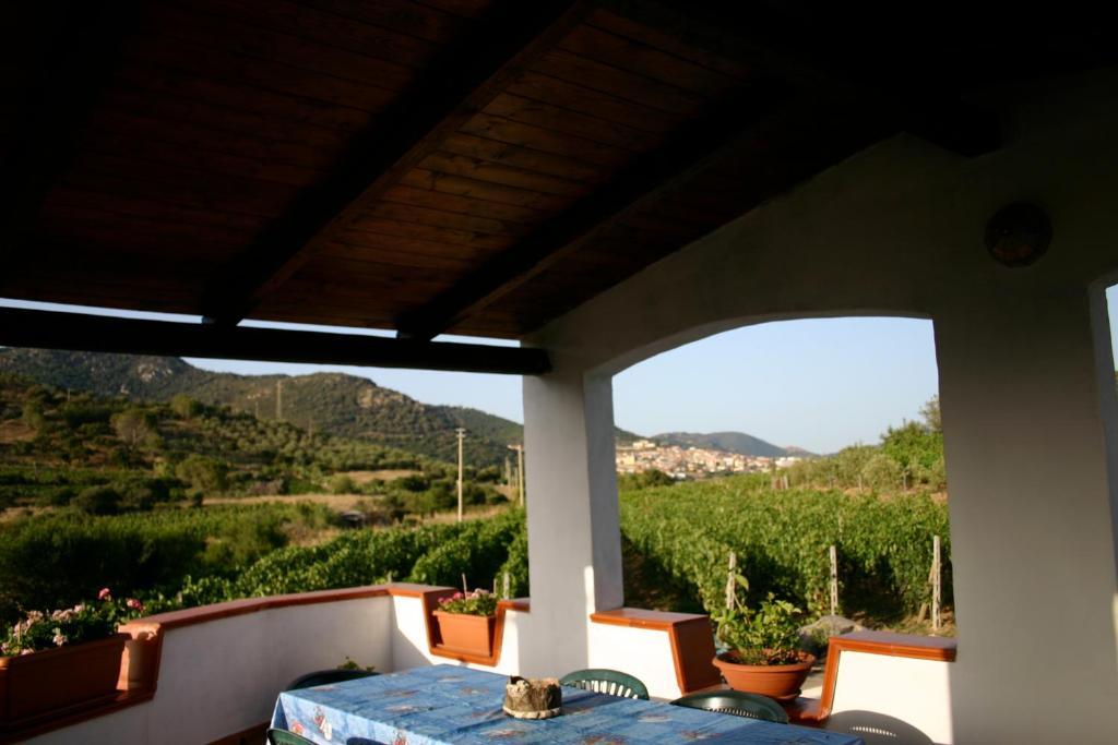 Agriturismo B&B Domo De Resteblas Berchidda Dış mekan fotoğraf